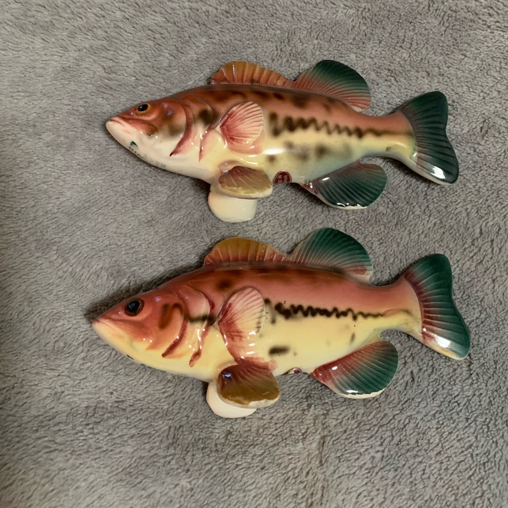 Vintage Fish  Salt and   Pepper shakers. - Picture 2 of 3
